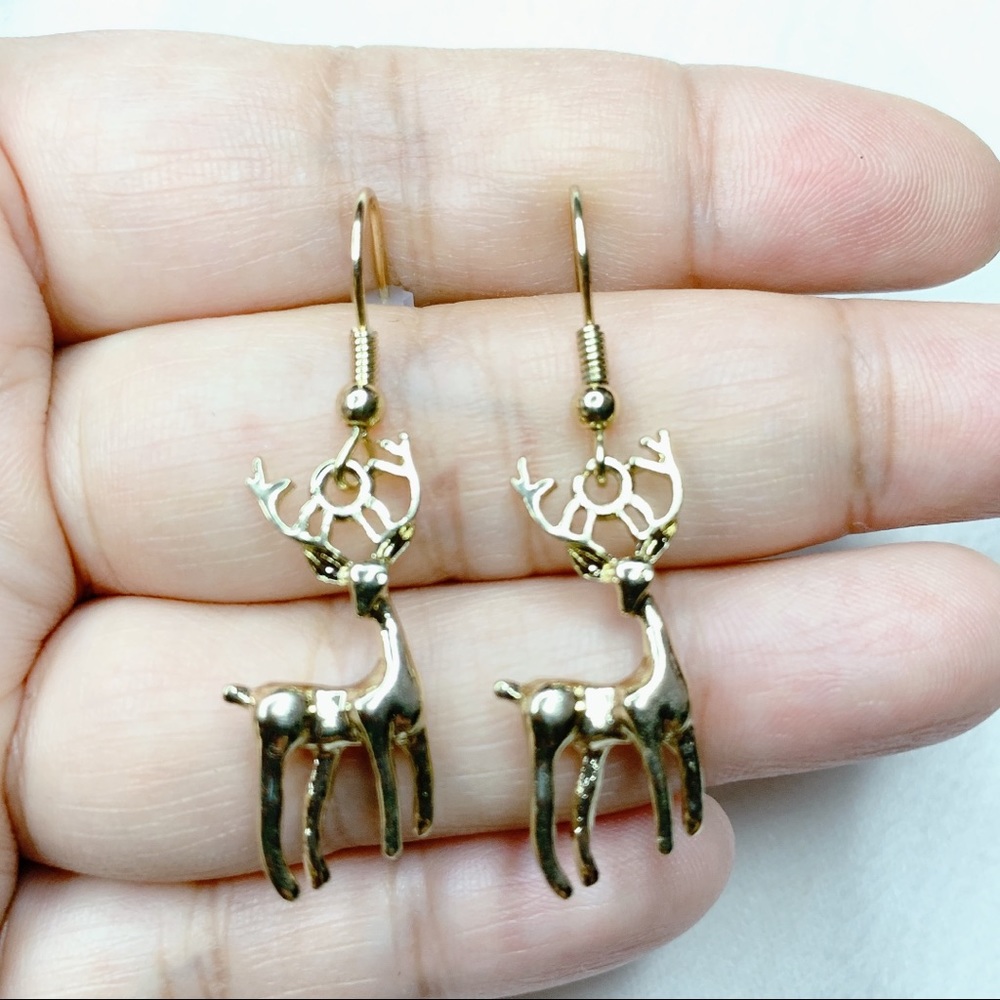 ❣️$25/3❣️ Gold Plated Deer Dangle Earrings - Picture 4 of 7